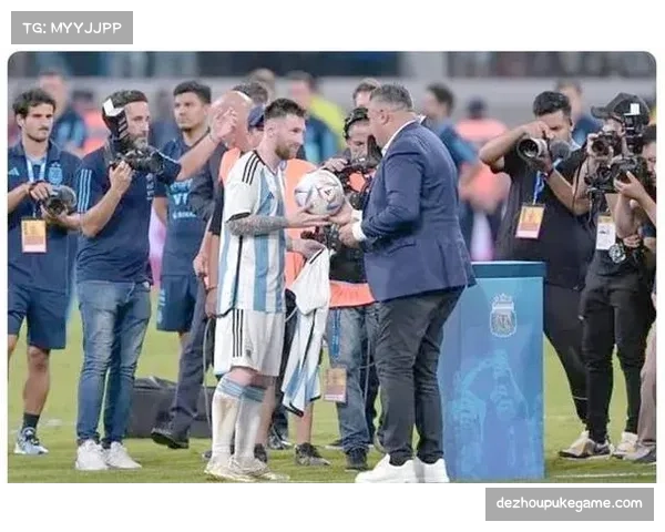 主帅谈塞巴里能力：埃因霍温新星尚需磨砺，与梅西差距明显